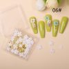 Decor Unghii NailsUp Caviar si Flori Nail Art White
