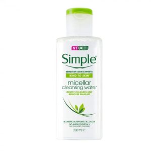 Apa micelara pentru tenul sensibil Simple Kind To Skin Micellar Cleansing Water, 200 ml