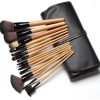 Set de 15 Pensule Profesionale pentru machiaj, manere din Lemn