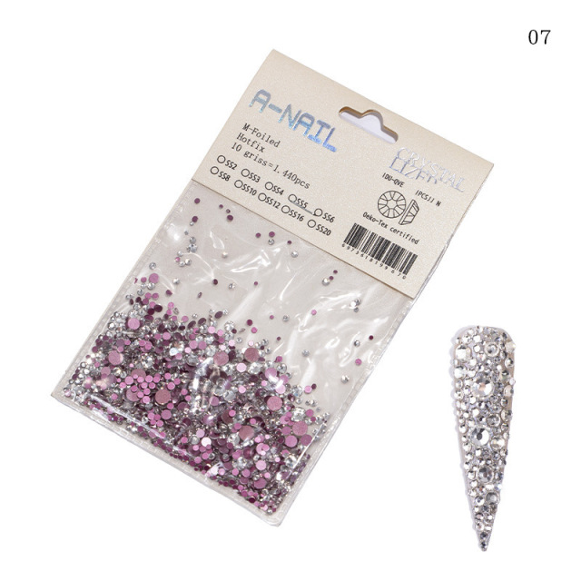 Strasuri Unghii Diverse marimi Nail Art - 1440 Bucati - 07 Strasuri Unghii Diverse marimi Nail Art - 1440 Bucati - 07