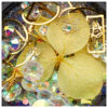 Ornamente mix cristale, perlute si floare galbena
