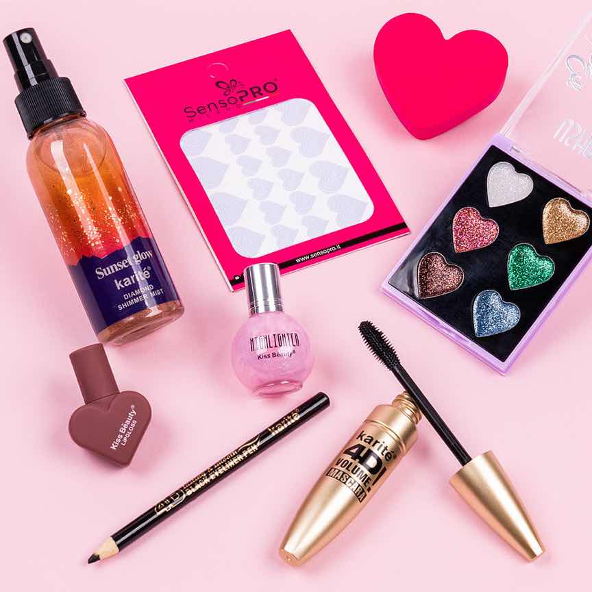 Set Machiaj Mesmerizing Goddess + CADOURI Set Machiaj Mesmerizing Goddess + CADOURI