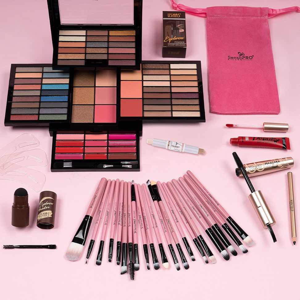 Set Machiaj My Dream MakeUp + CADOURI Set Machiaj My Dream MakeUp + CADOURI