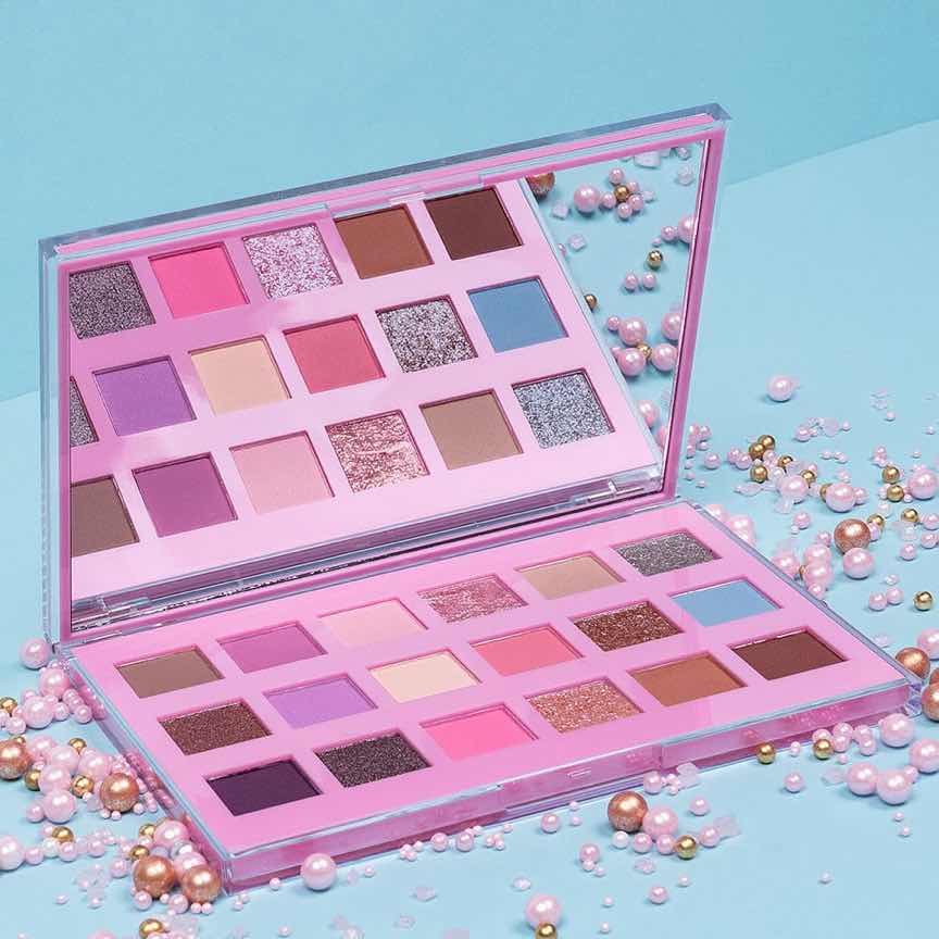 Trusa Farduri Eye & Cheek Essential Febble, Pink Vibe Trusa Farduri Eye & Cheek Essential Febble, Pink Vibe